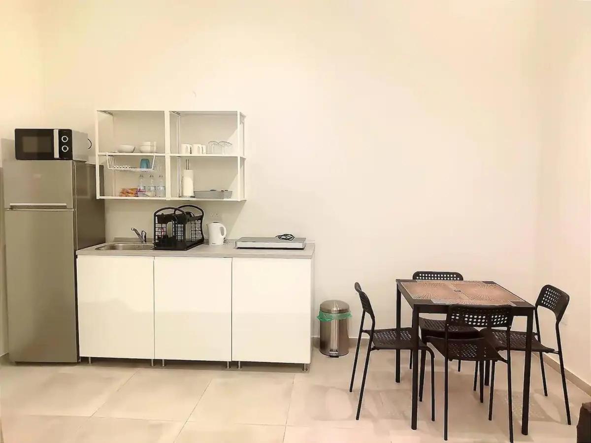 Отель Ninety Eight Boutique Living Cospicua Экстерьер фото