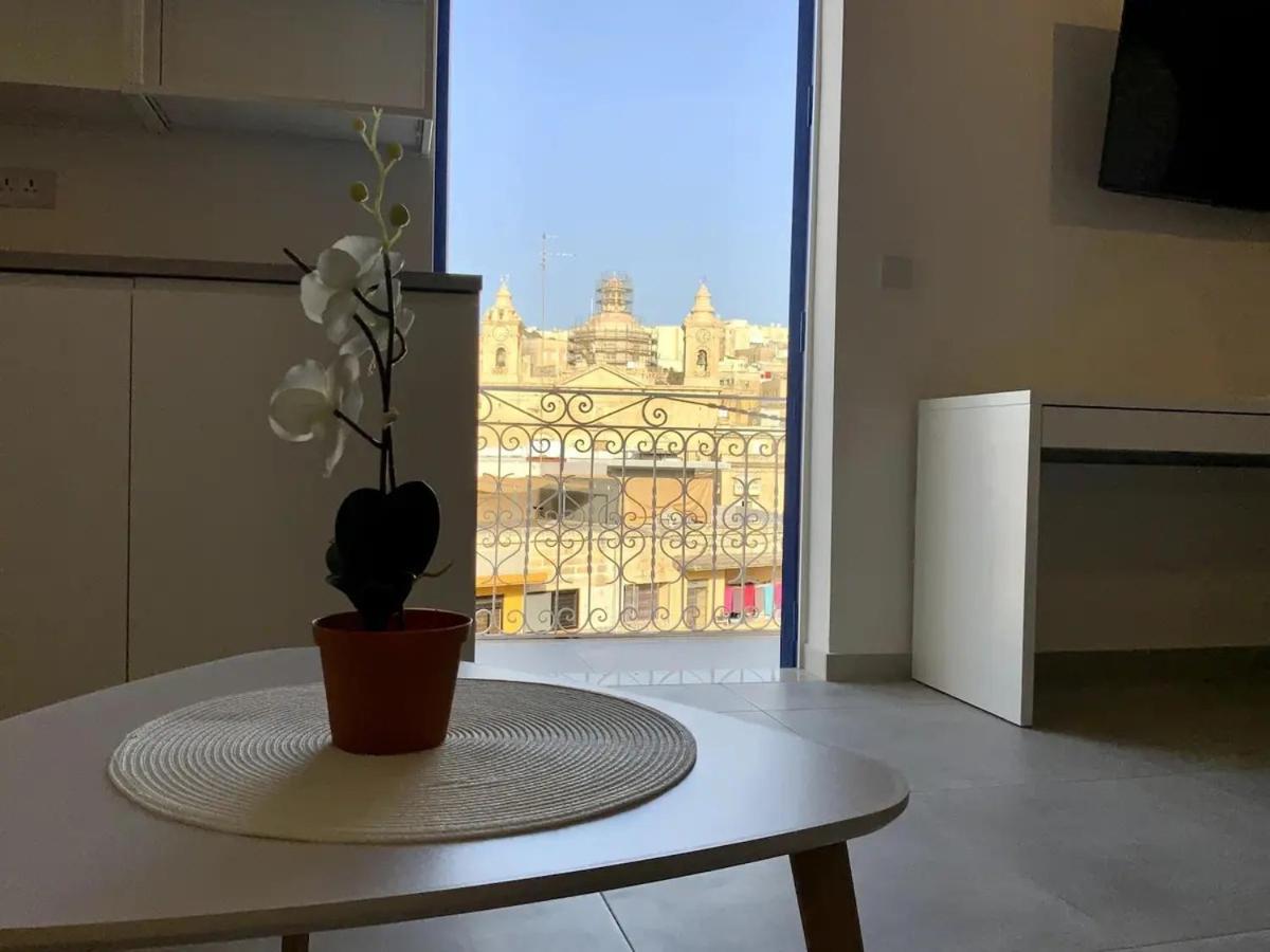 Отель Ninety Eight Boutique Living Cospicua Экстерьер фото