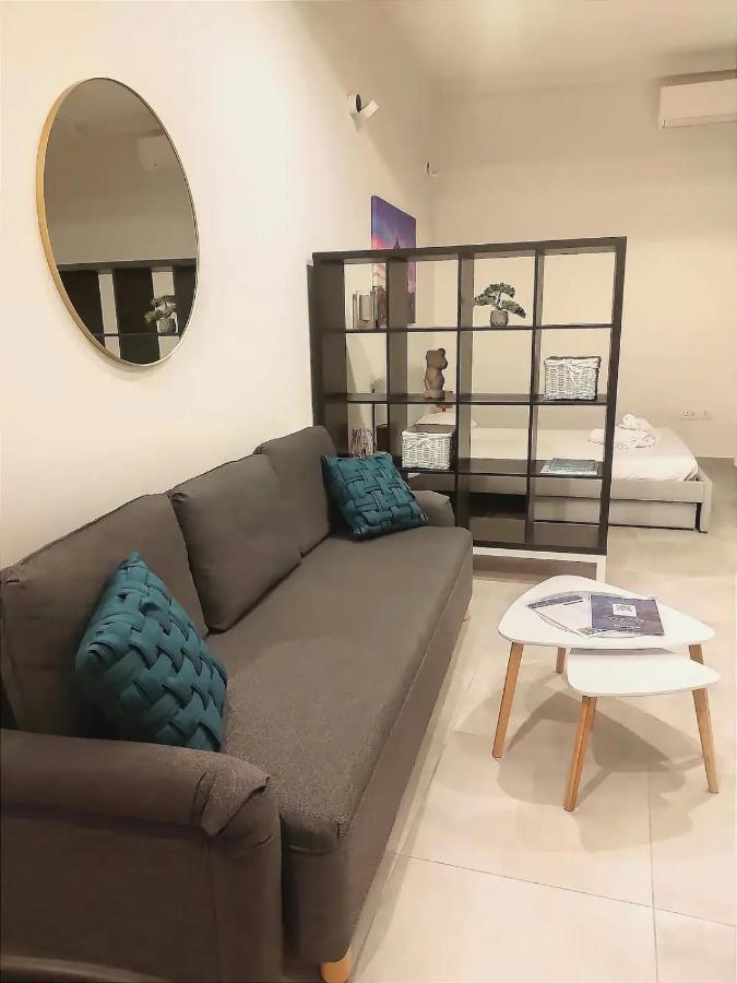 Отель Ninety Eight Boutique Living Cospicua Экстерьер фото